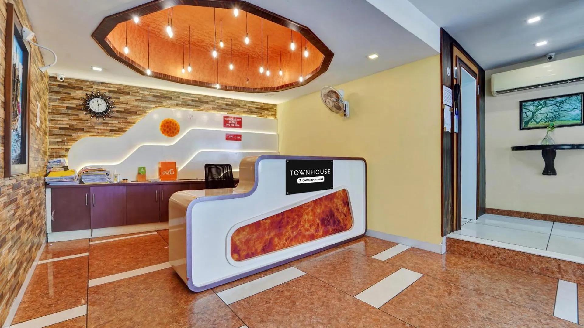 Super Townhouse Ernakulam North Hotel Kochi